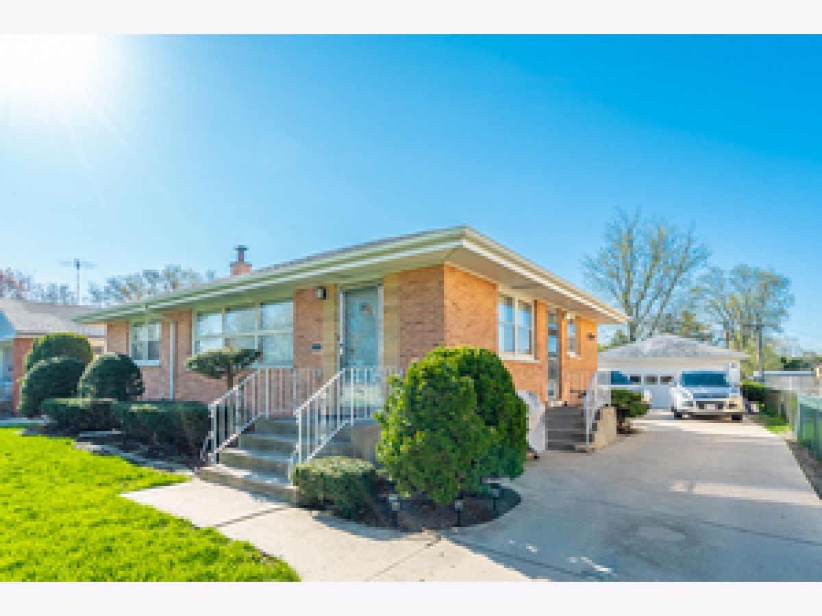  For Rent Norridge Illinois, 8209 Wilson