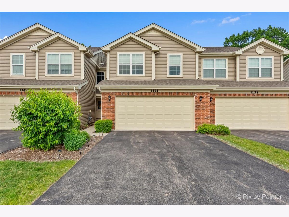  For Sale Cary Illinois, 1141 Westlake Drive