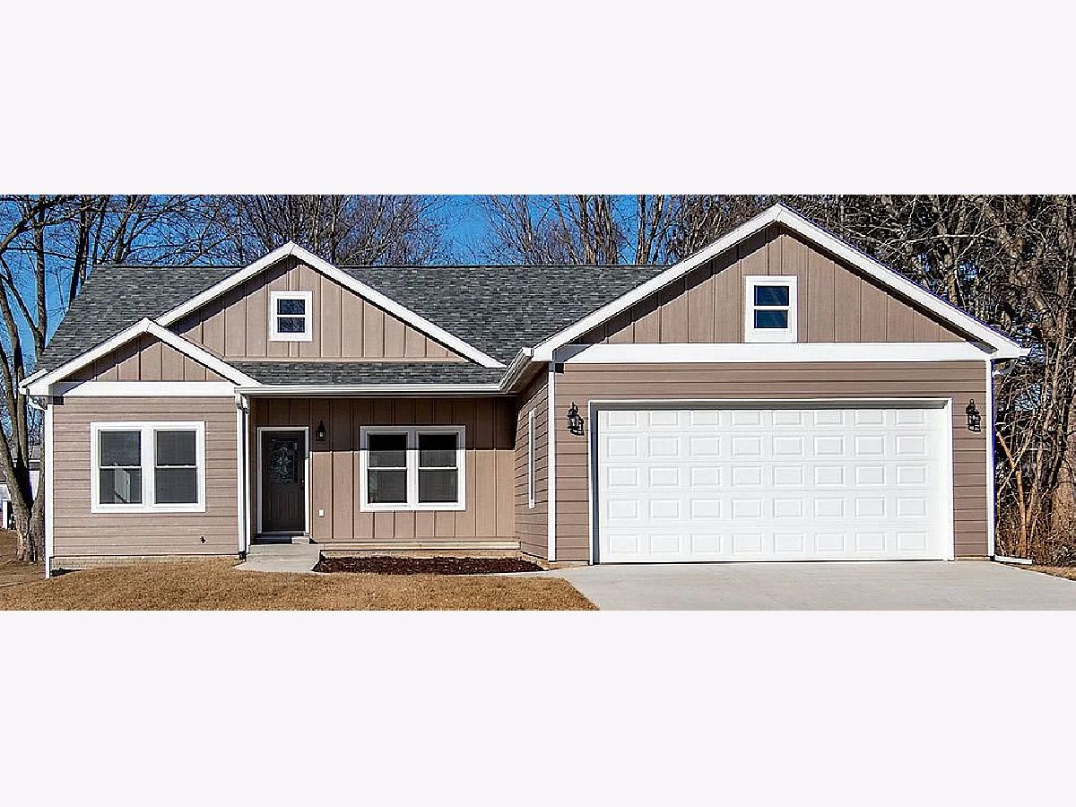  Sold Rapids City Illinois, 1719 7th Ave A