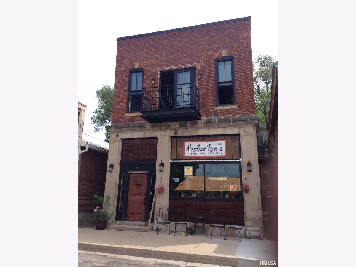  Rented Port Byron Illinois, 106 Main