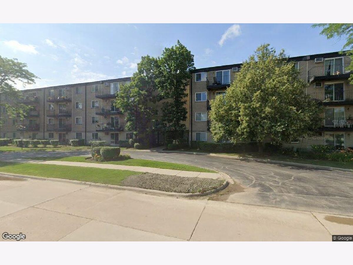 Condominiums Sold Brandenberry Park Arlington Heights Illinois, 2515 Olive