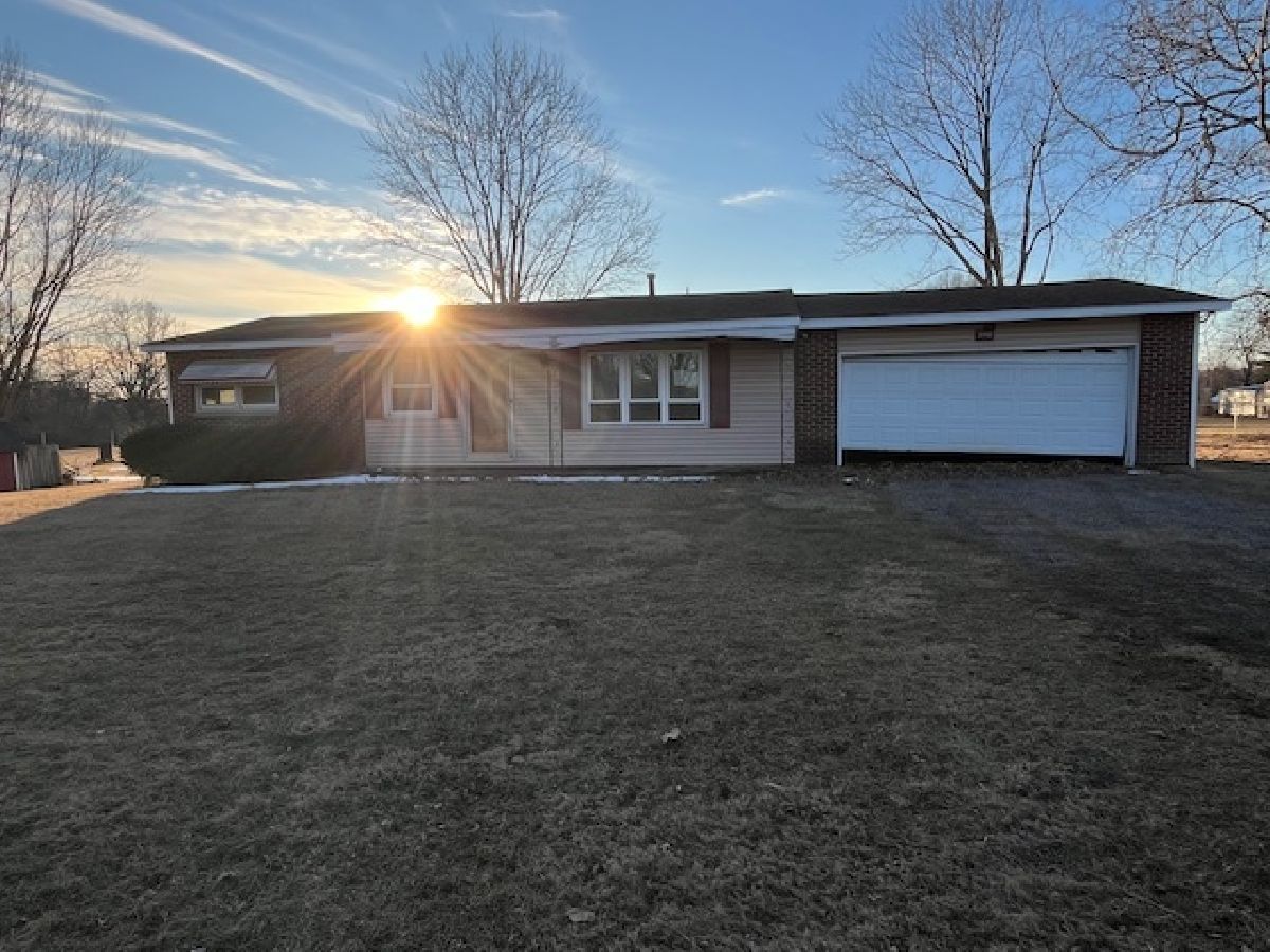  For Sale Danville Illinois, 21932 Vestal Drive
