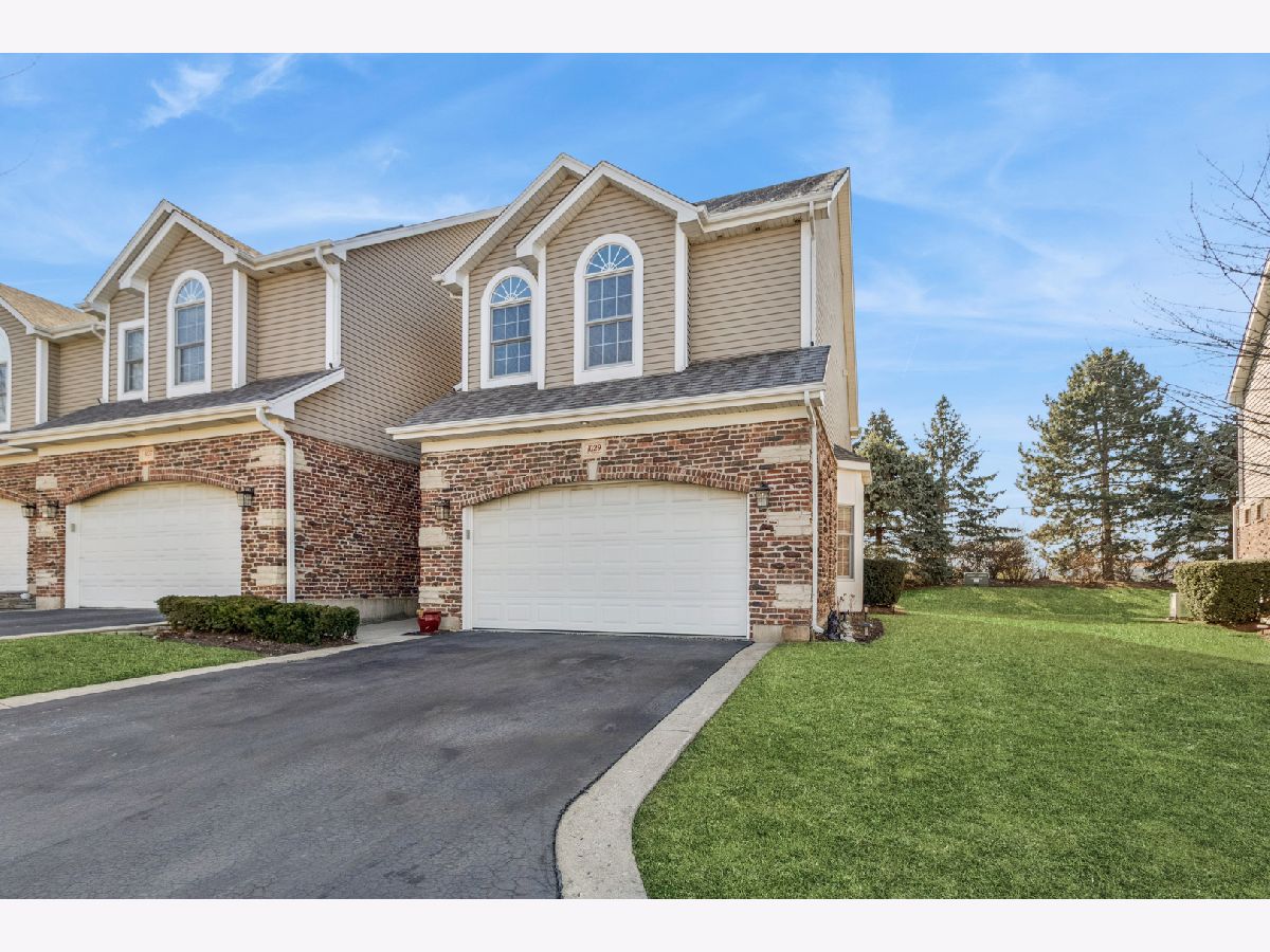  For Sale Palatine Illinois, 1029 Bogey Lane