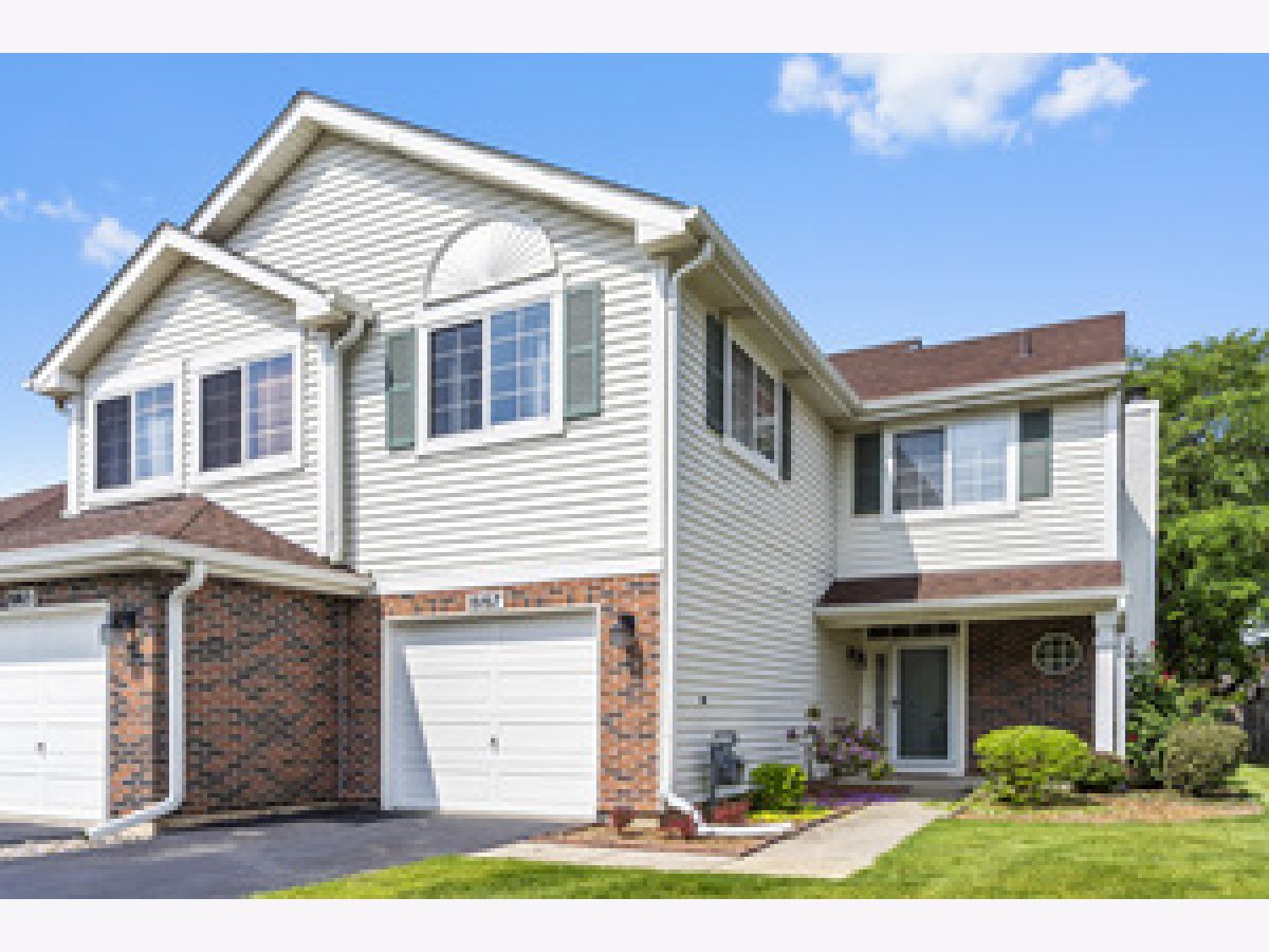  For Sale Darien Illinois, 8167 Ripple Ridge