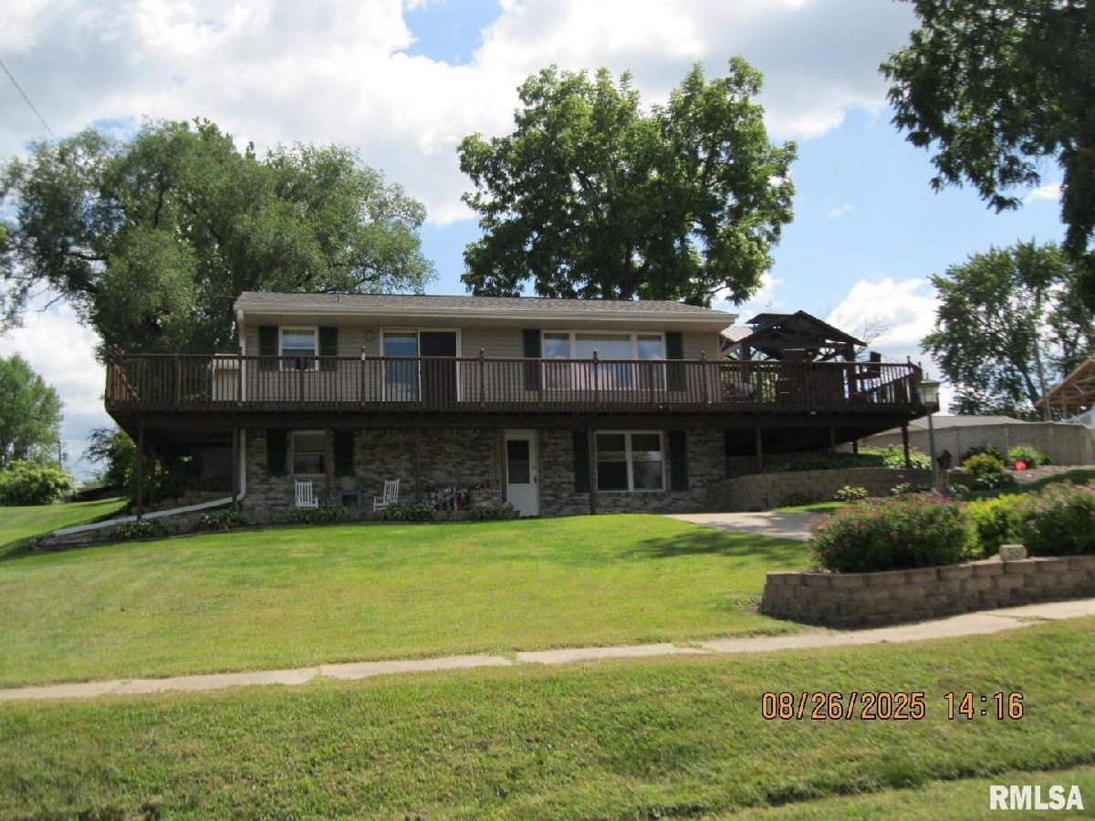  Sold Albany Illinois, 301 Church St