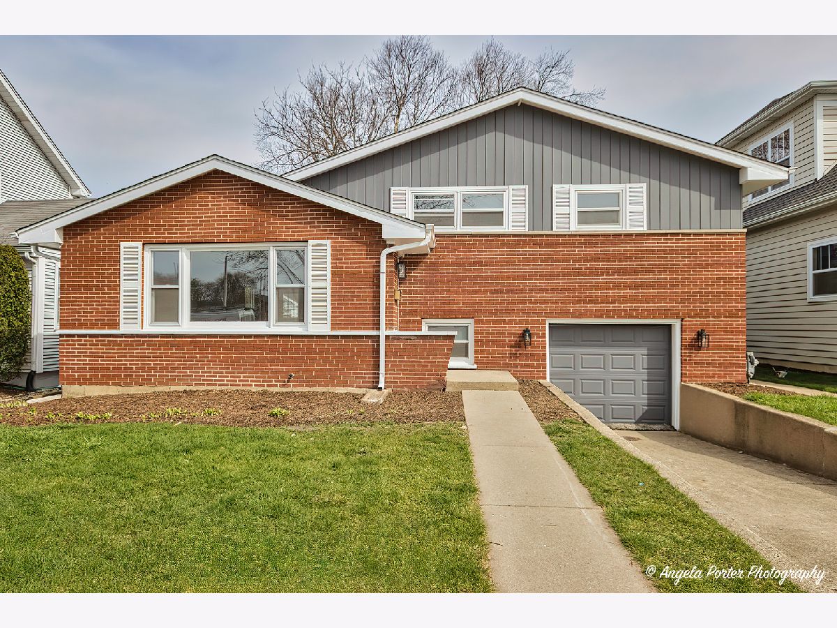 Homes For Sale Muellers Altenheim Arlington Heights Illinois, 410 Mueller Street