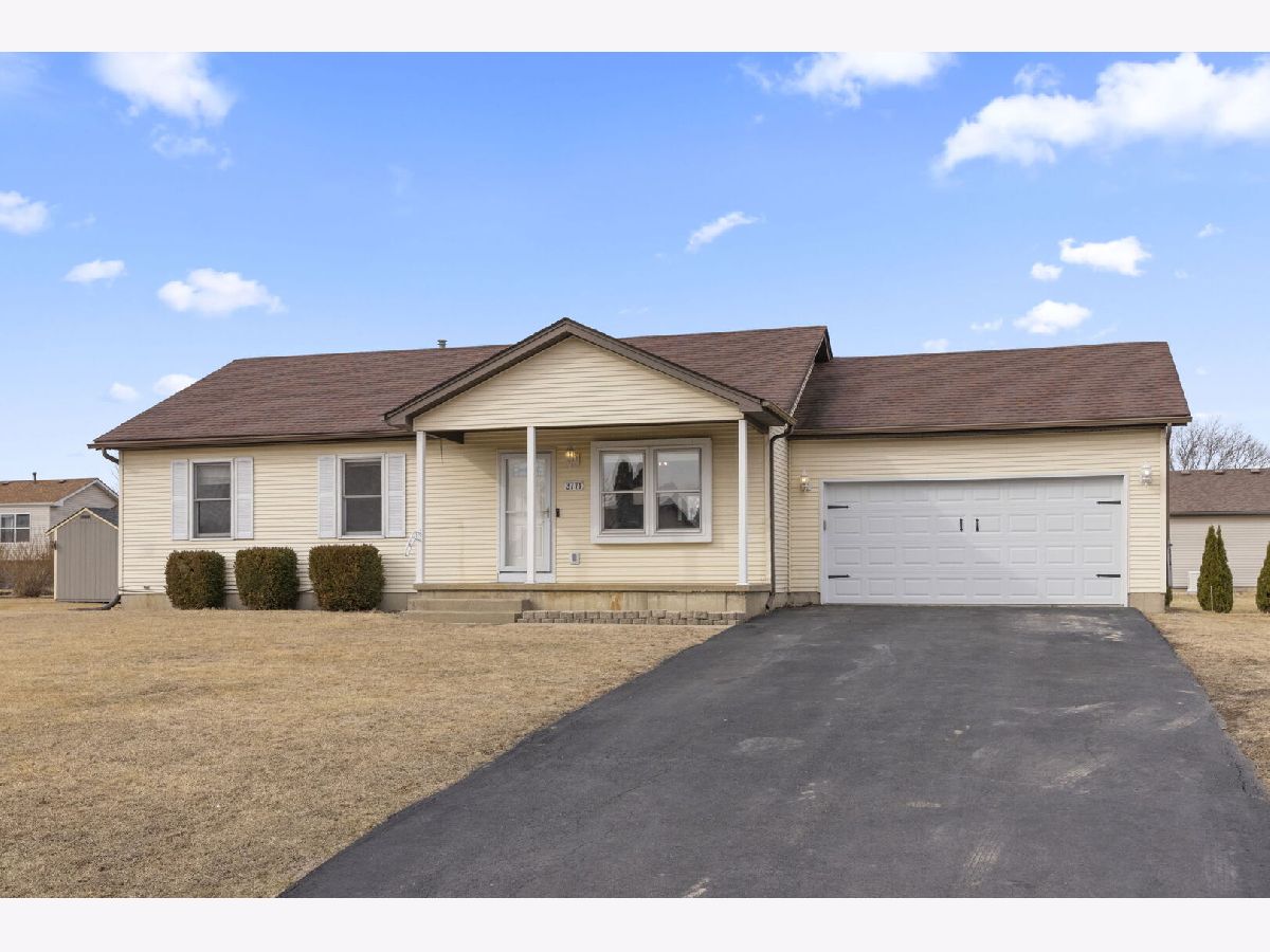 For Sale Sheridan Illinois, 3771 2708th Road