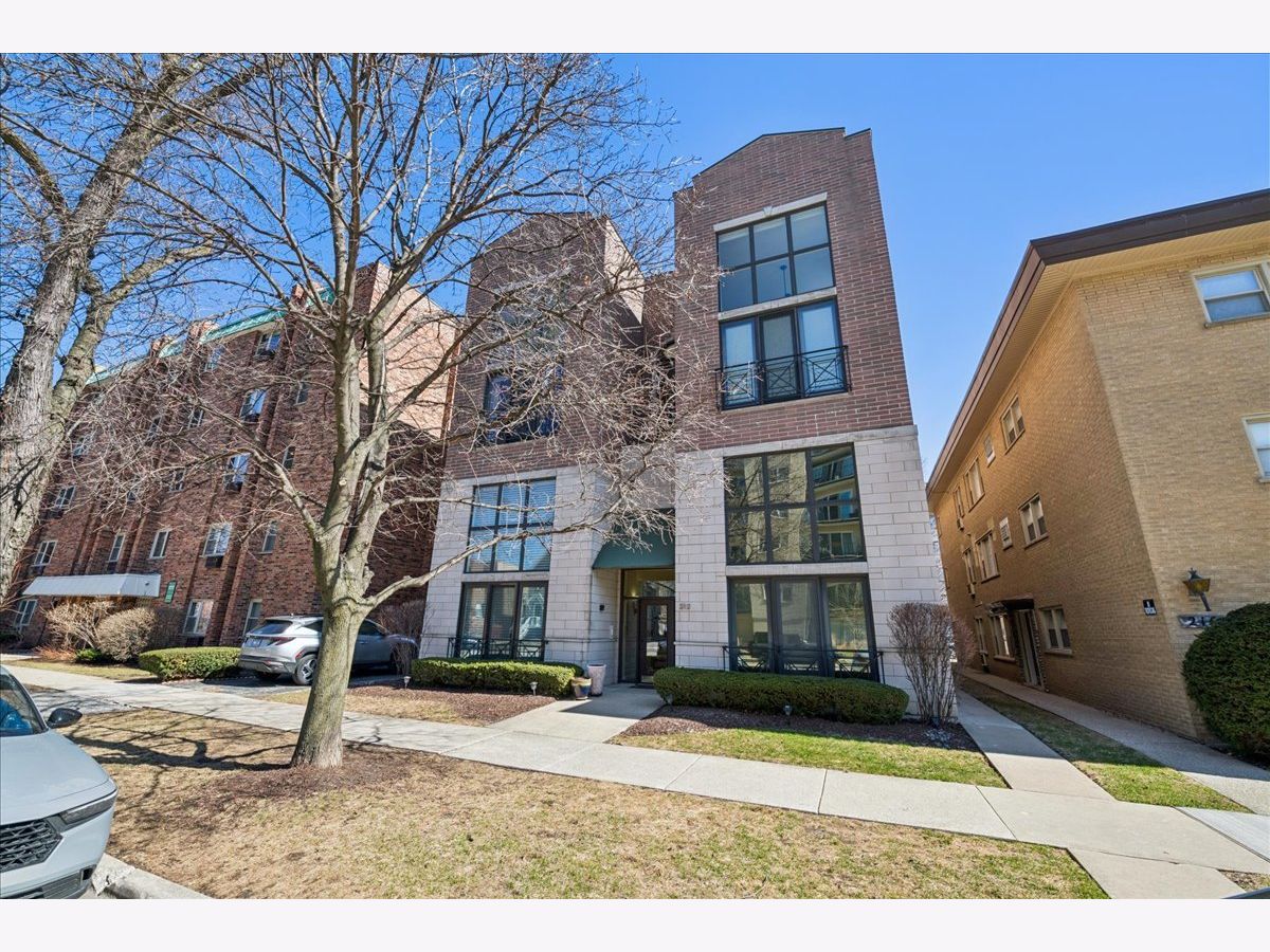  For Sale Forest Park Illinois, 212 Marengo Avenue