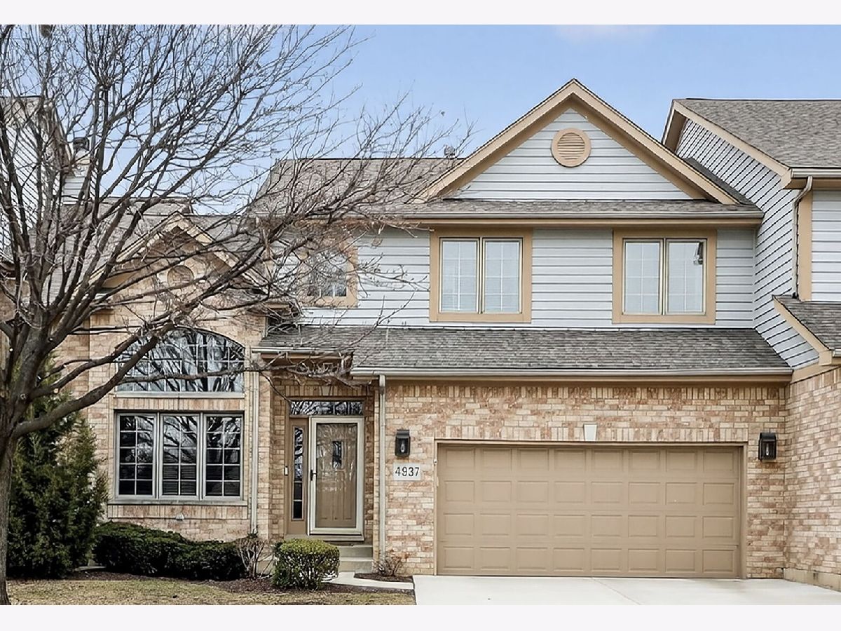  For Sale Western Springs Illinois, 4937 Commonwealth Avenue