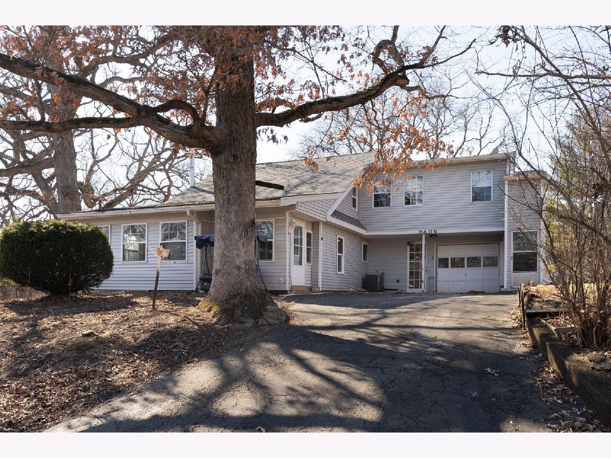  For Sale Utica Illinois, 609 Lincoln Street