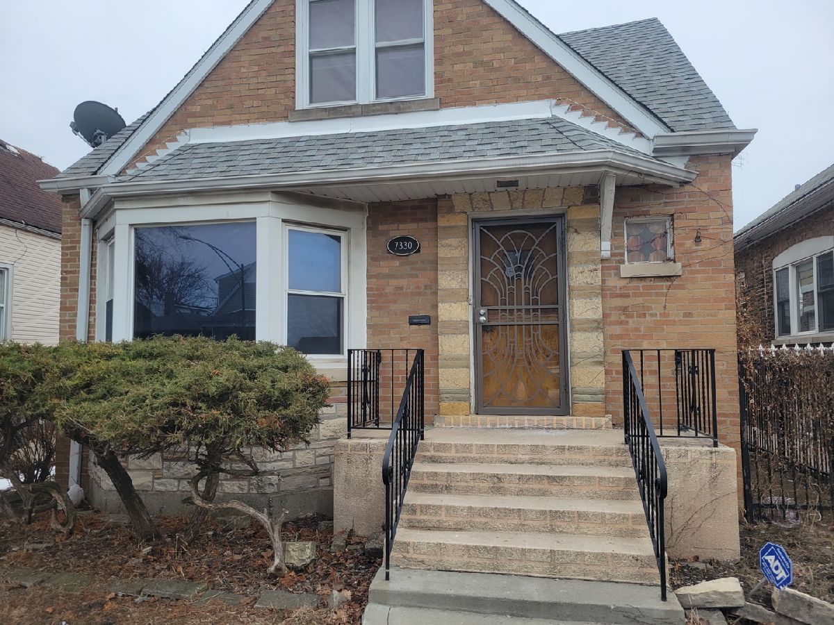  For Sale Chicago Illinois, 7330 Oakley Avenue