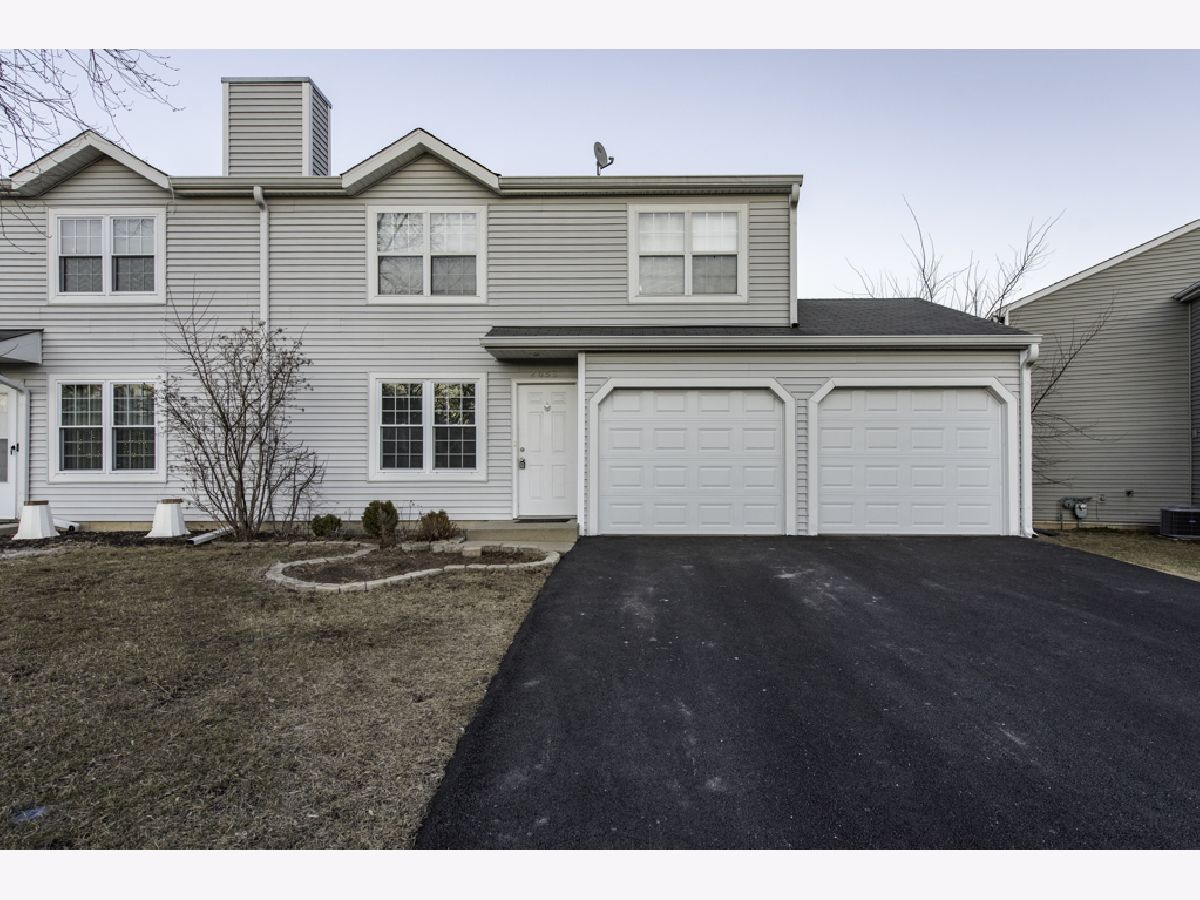  For Sale Round Lake Beach Illinois, 2053 Westview Lane