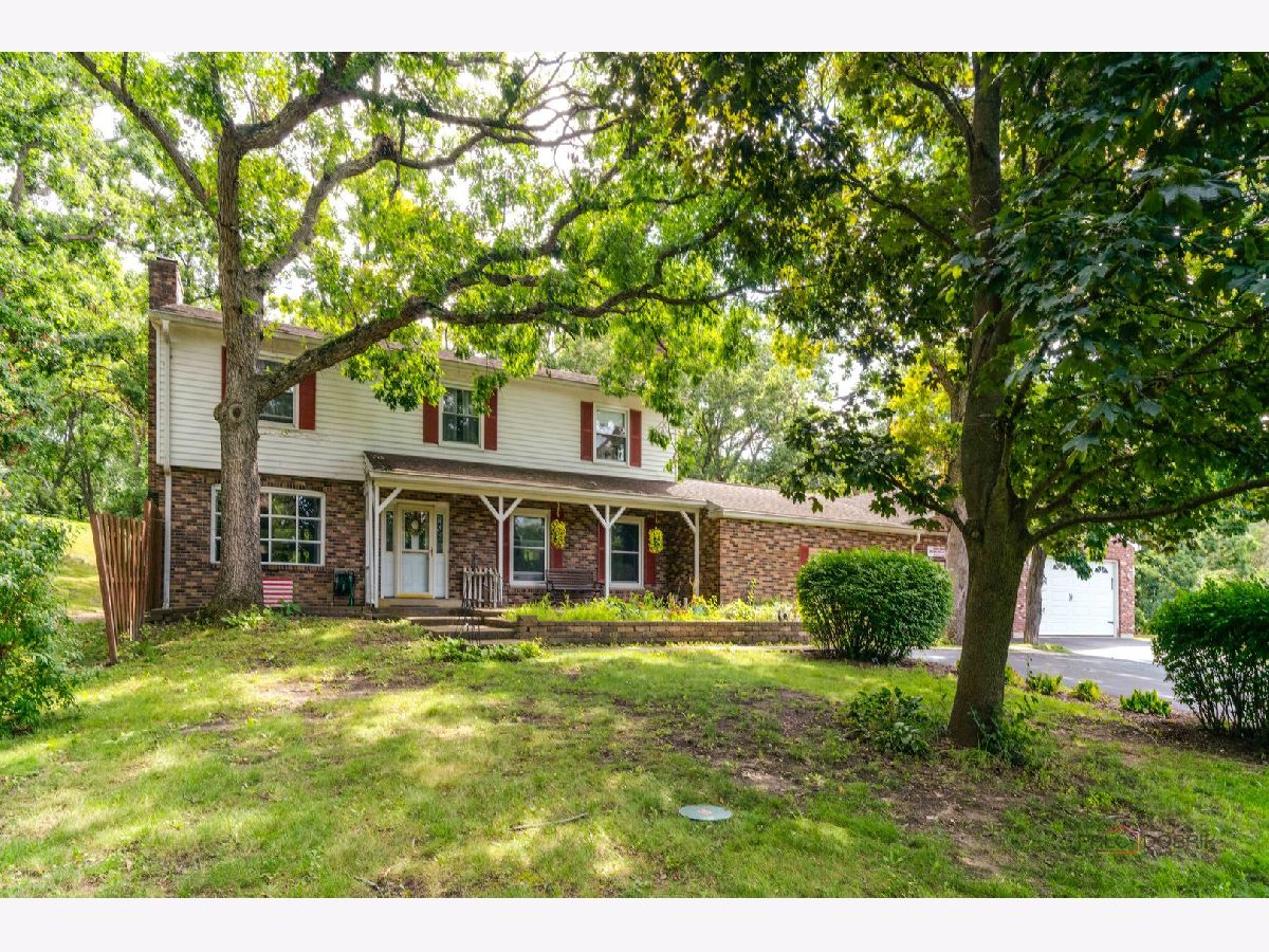  For Sale Mchenry Illinois, 820 Black Partridge Road