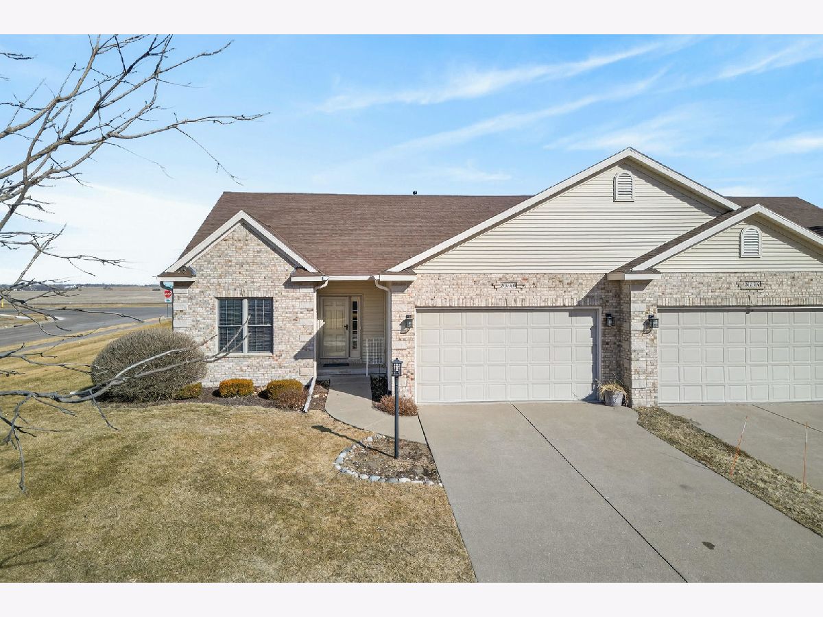 Condos & Townhomes For Sale Greenfields Davenport Iowa, 5446 Baraboo Court