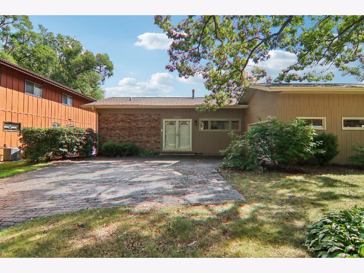  For Sale Antioch Illinois, 39563 Channel View Drive