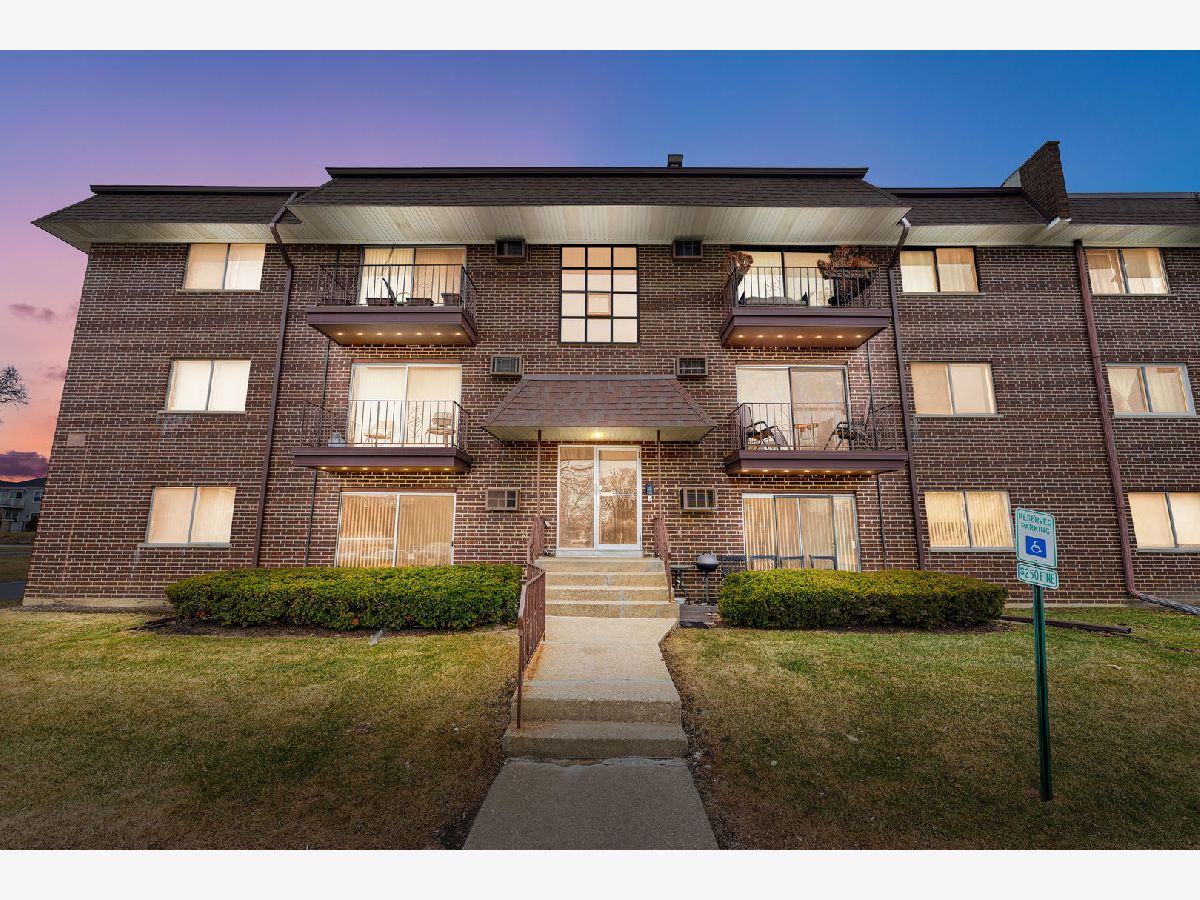  For Sale Addison Illinois, 245 Mill Road