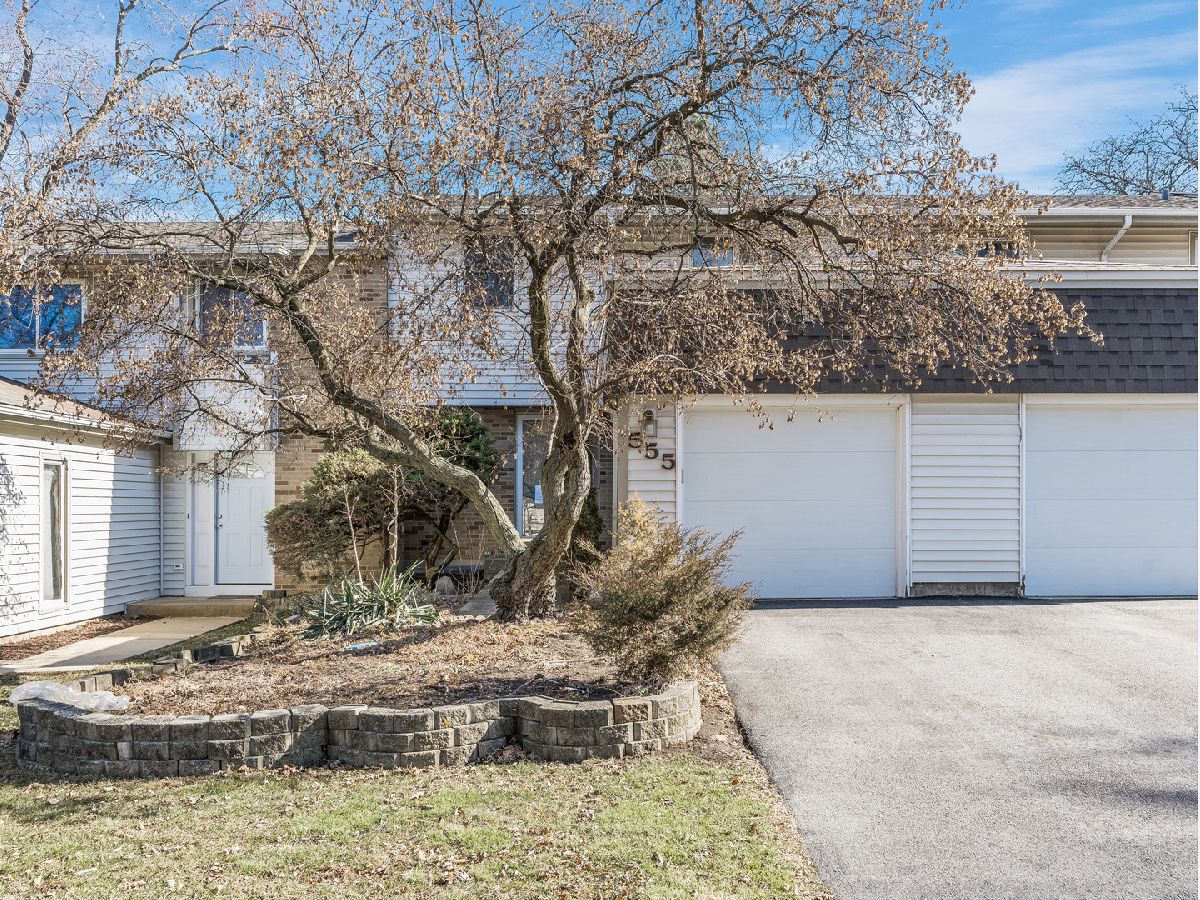  For Sale Bolingbrook Illinois, 555 Monroe Road