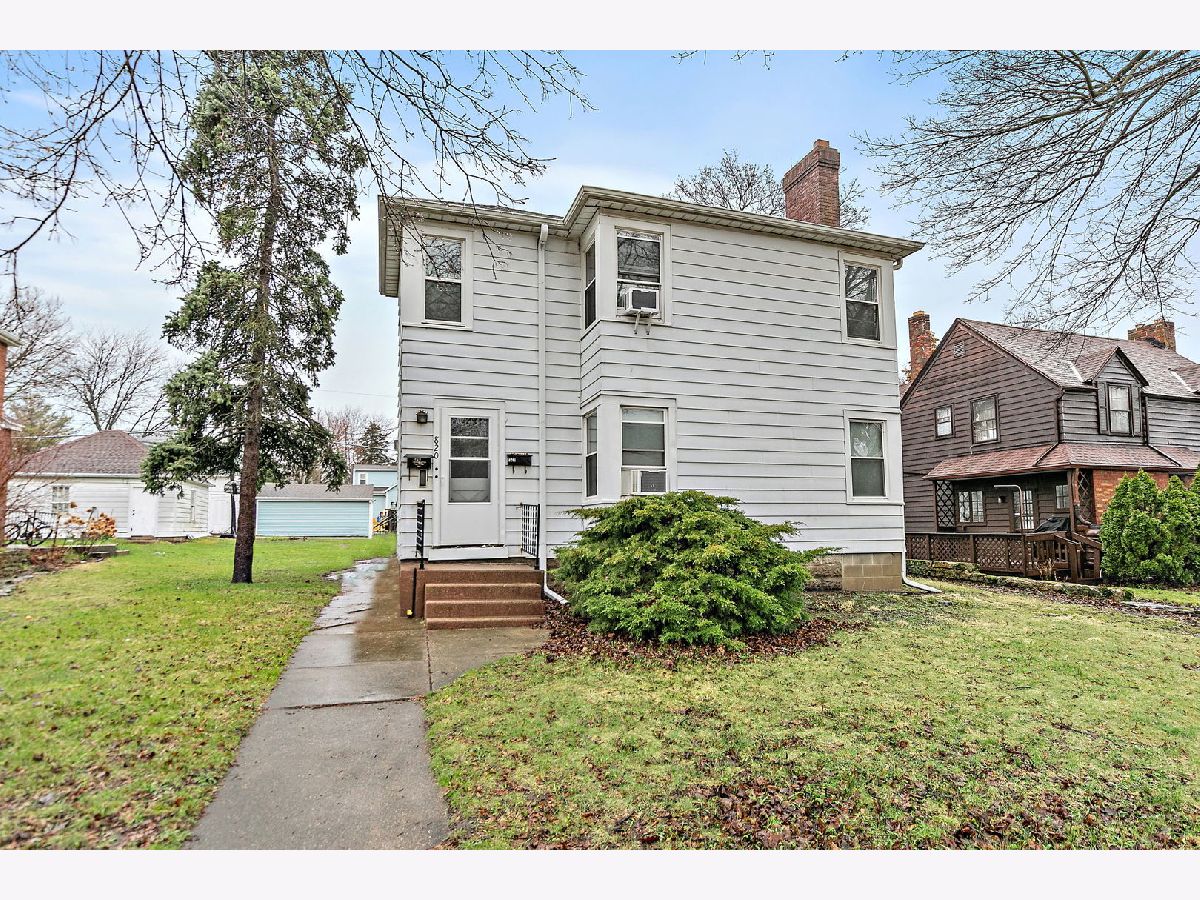  For Sale Rochelle Illinois, 820 Lincoln Highway