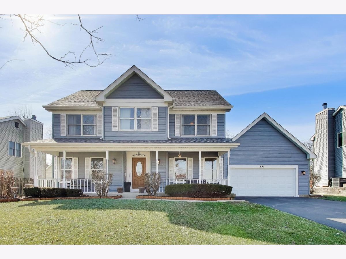  For Sale West Dundee Illinois, 850 Tartans Drive