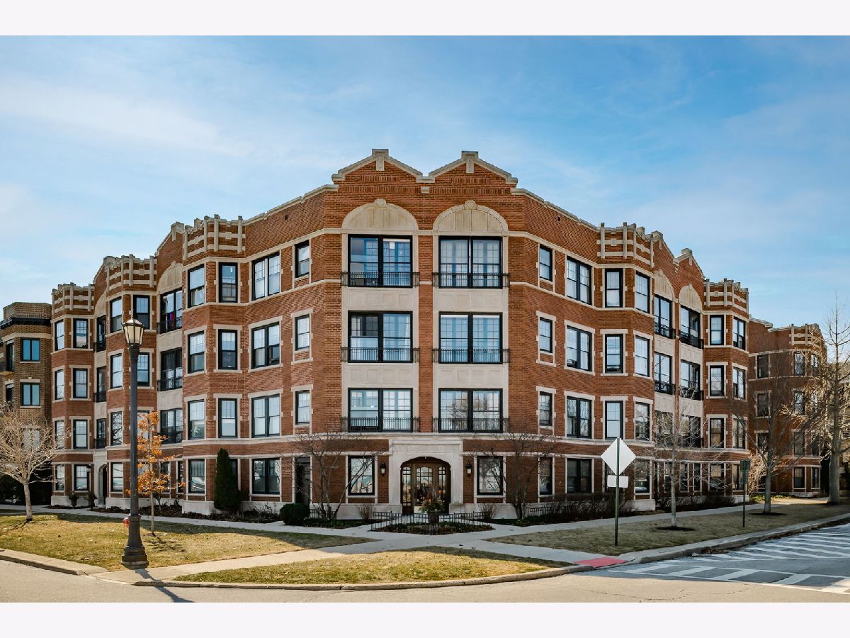  For Sale Evanston Illinois, 620 Sheridan Square