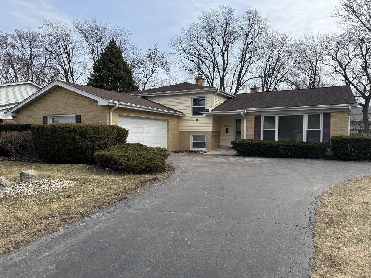  For Rent Deerfield Illinois, 1705 Central