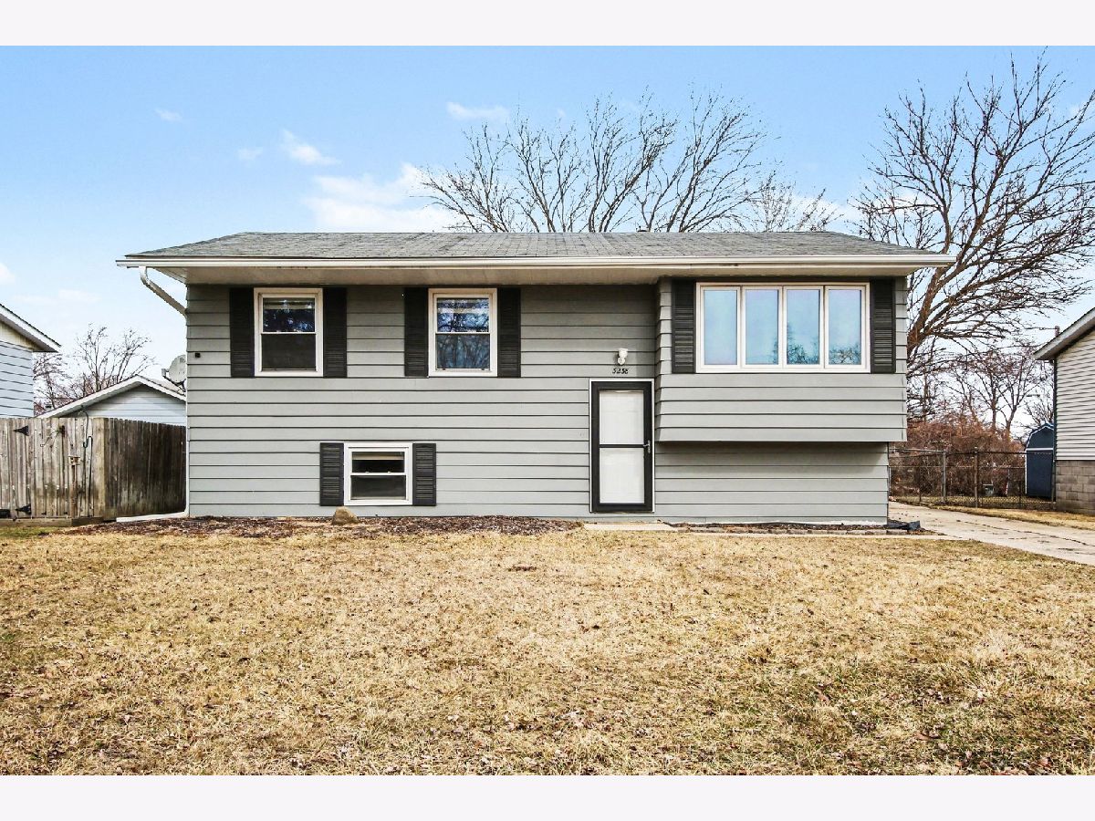  For Sale Merrillville Indiana, 3238 74th Place