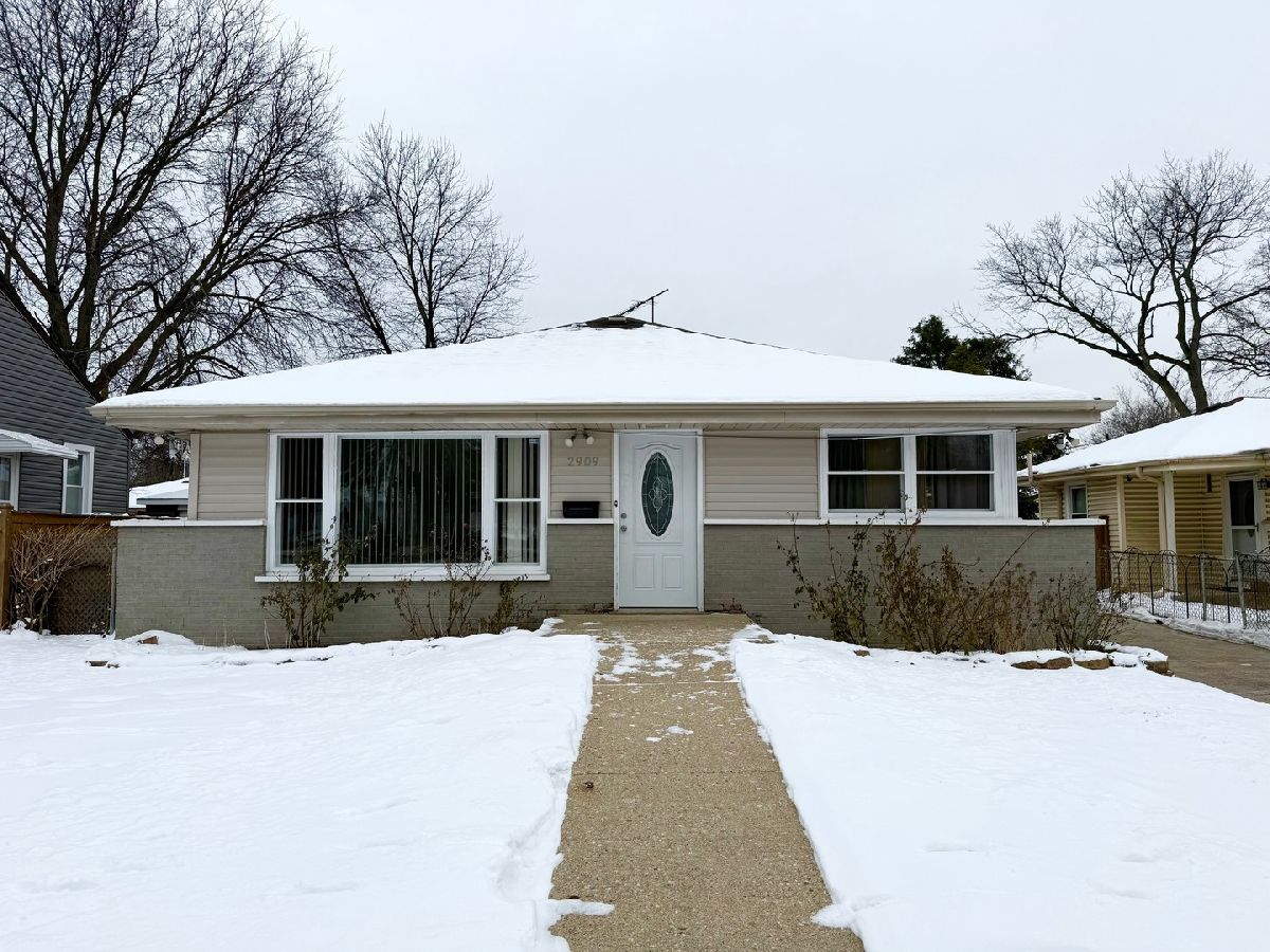  For Rent Park Ridge Illinois, 2909 Oakton