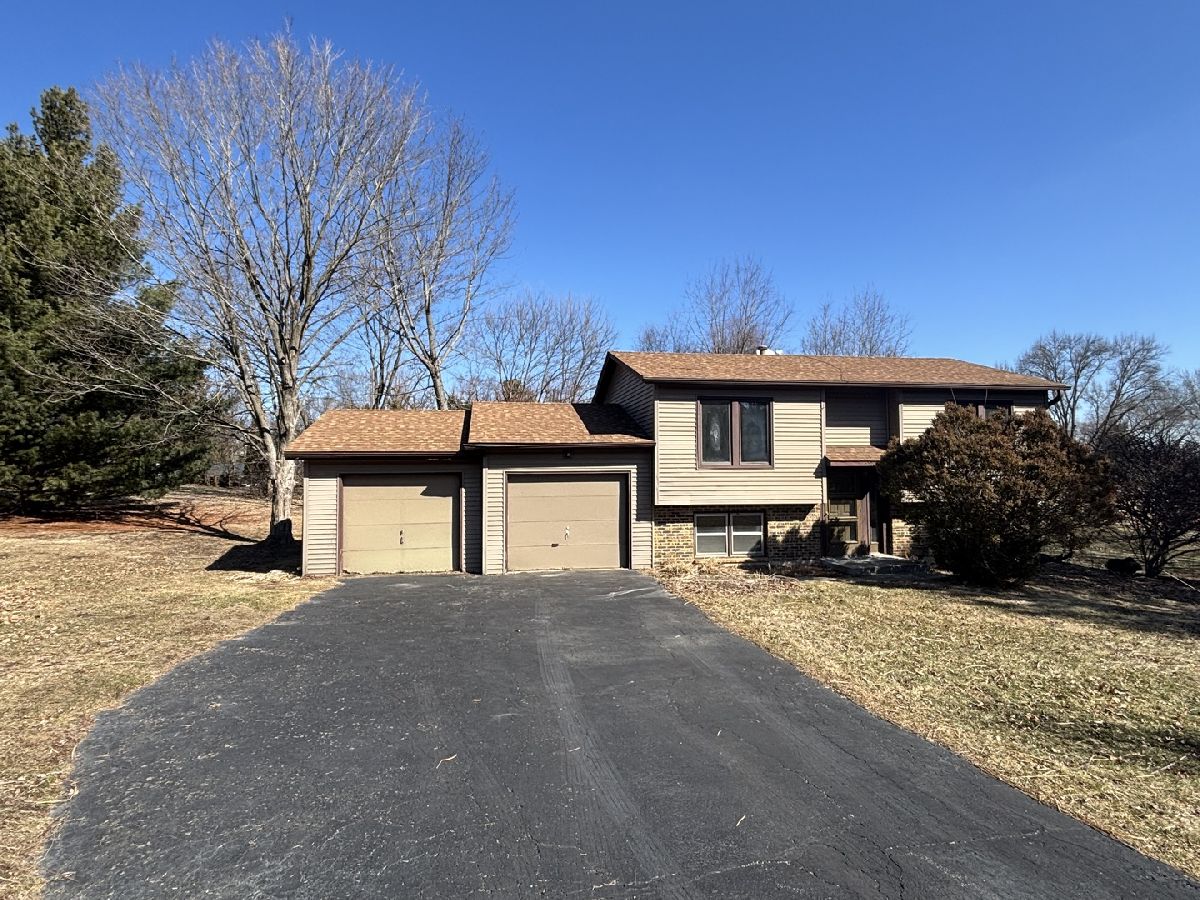  For Sale Rockford Illinois, 8320 Phyllis Road