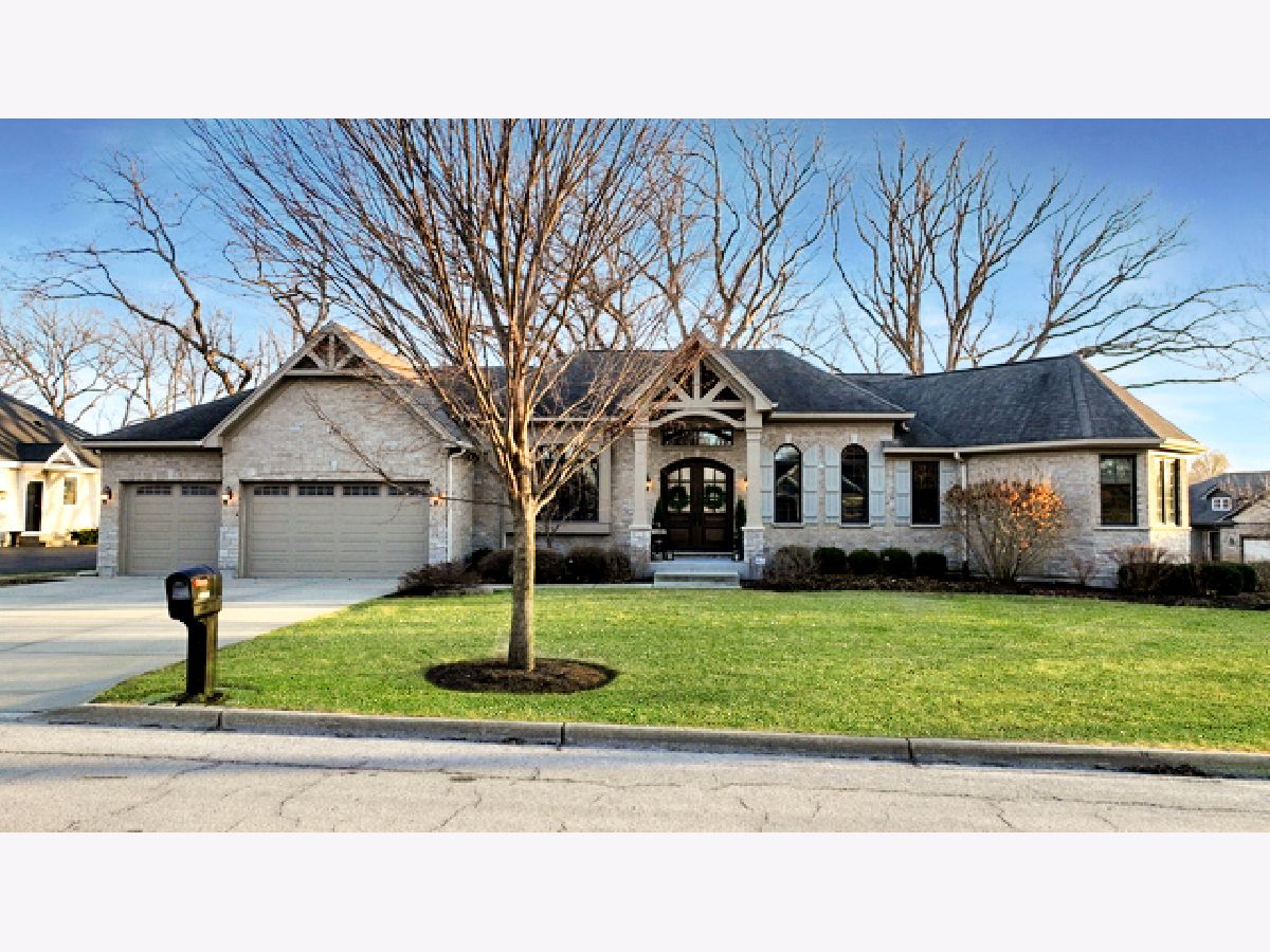  For Sale South Elgin Illinois, 2491 Stony Lane