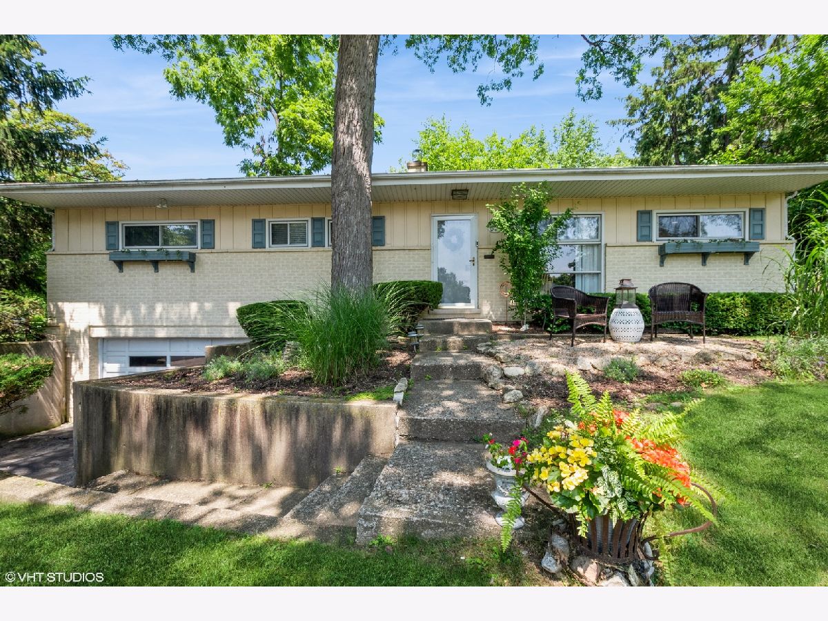  For Sale Highland Park Illinois, 595 Ravinia Road