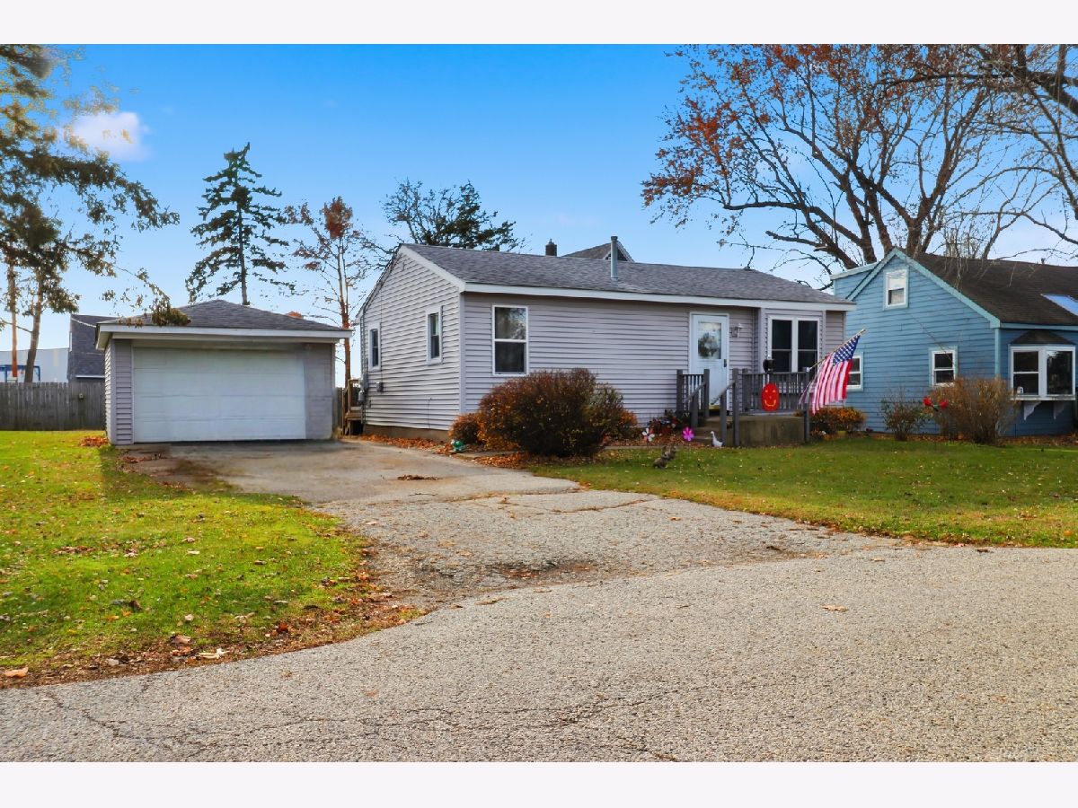  For Sale Mchenry Illinois, 3013 Emily Lane