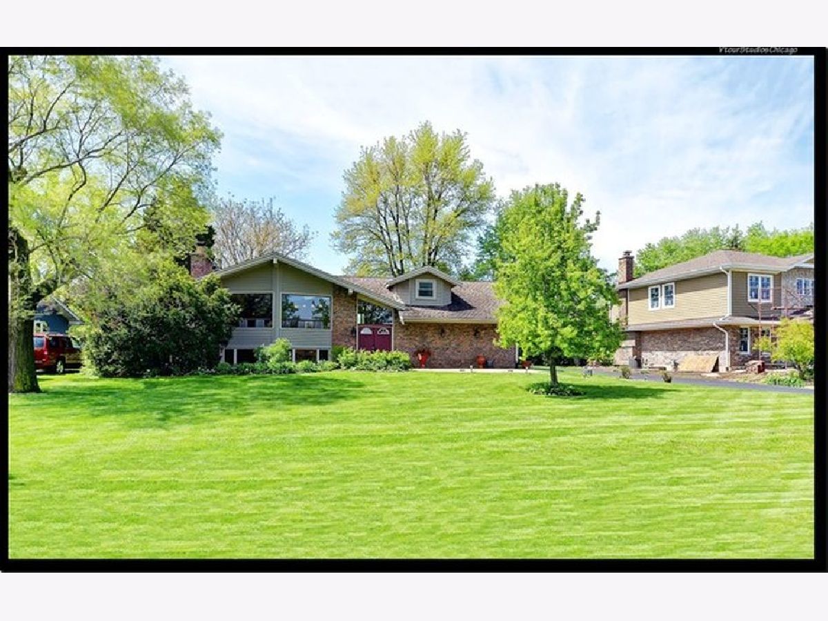  For Sale Downers Grove Illinois, 8538 Washington Street