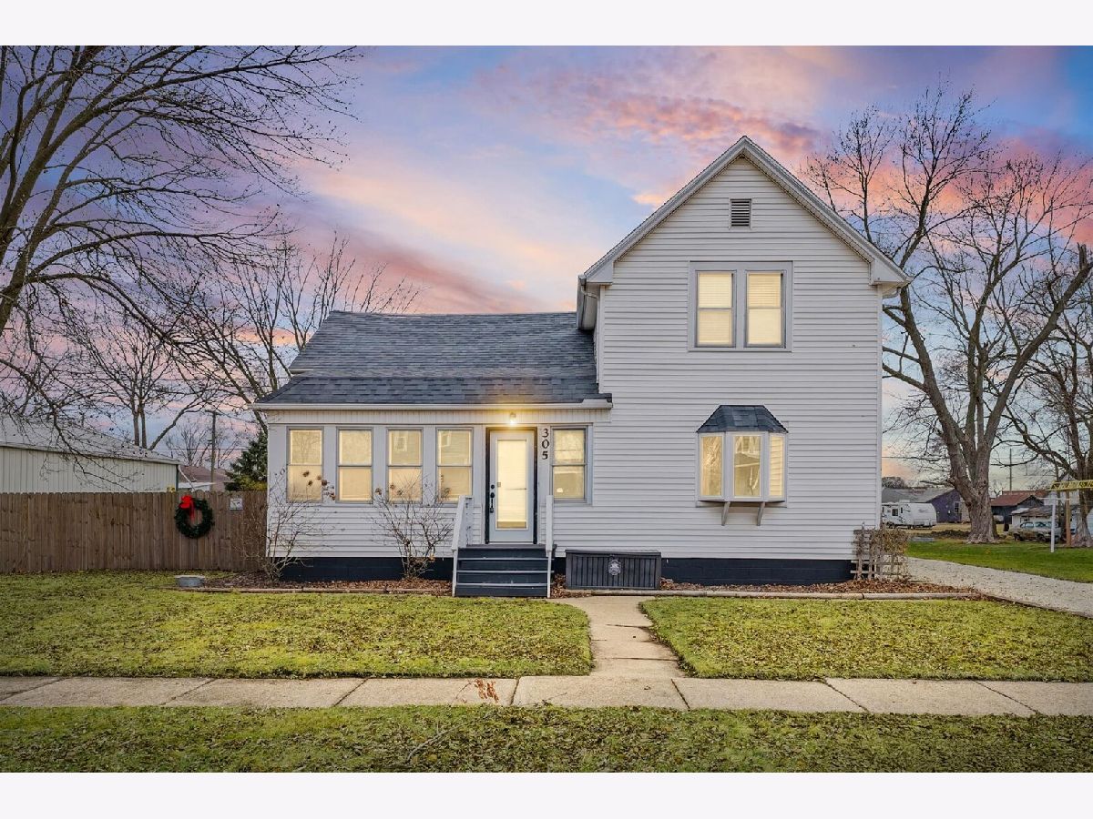  For Sale Buckley Illinois, 305 Oak Street