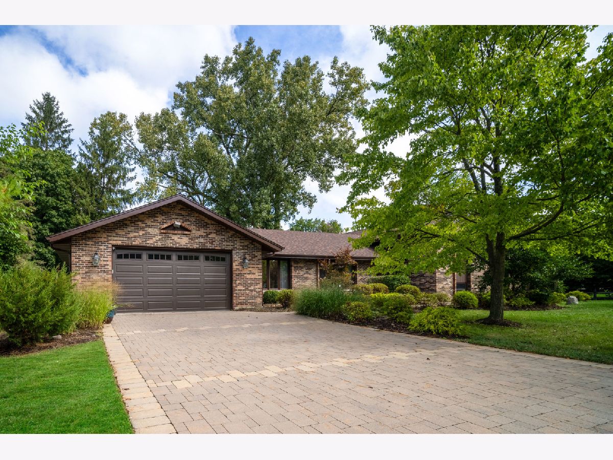  For Sale Wauconda Illinois, 26587 Cherrywood Lane