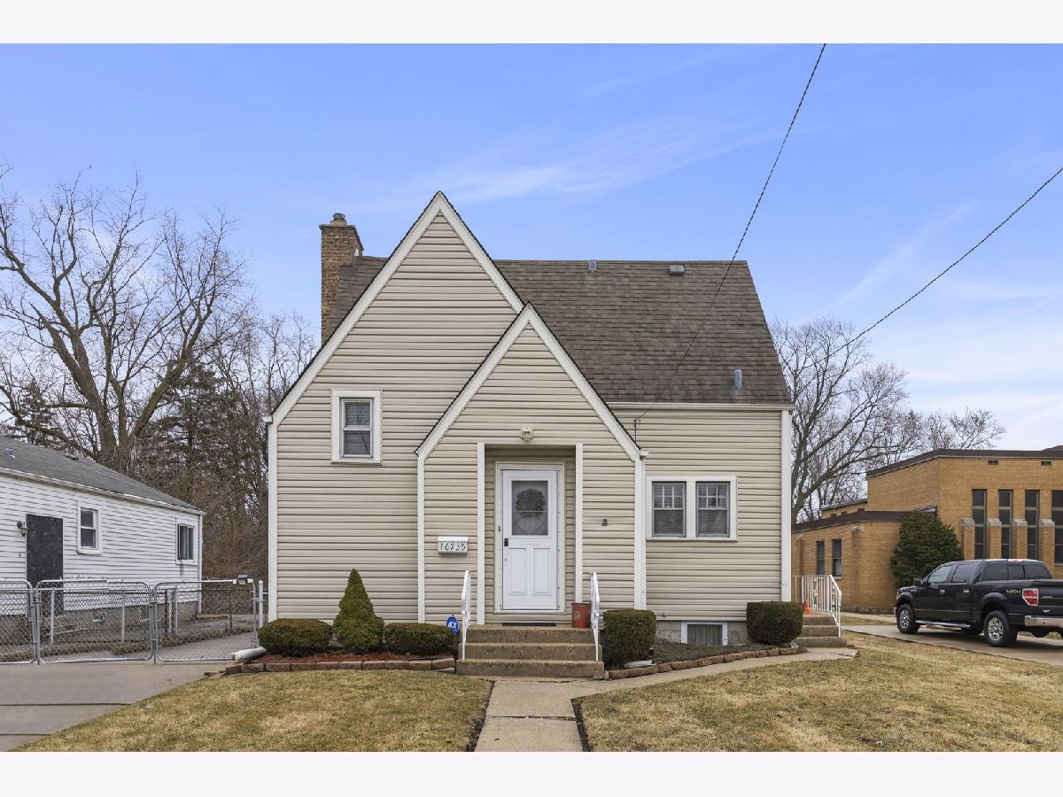  For Sale Hazel Crest Illinois, 16735 Dixie Highway