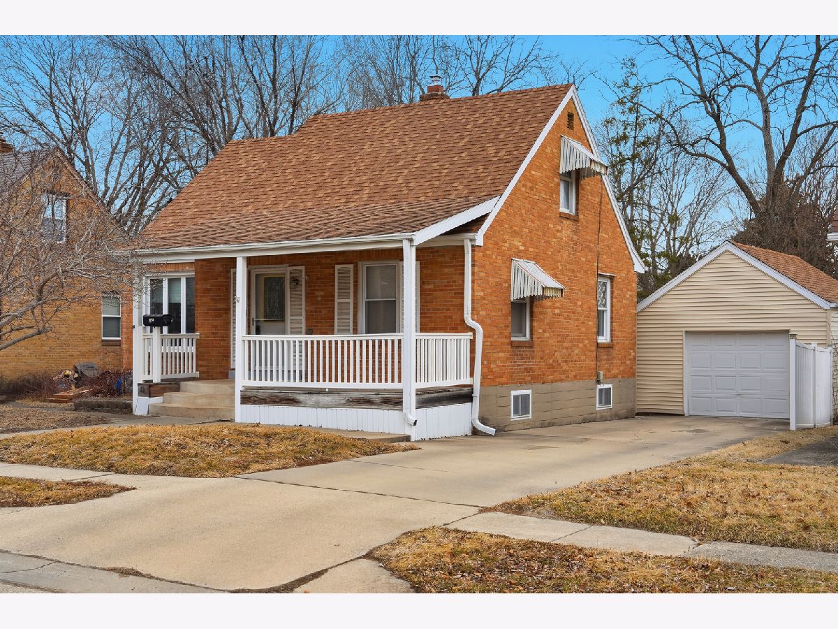  For Sale Dixon Illinois, 838 Dement Avenue
