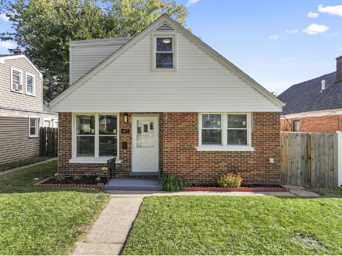  For Sale Bellwood Illinois, 47 48th Avenue