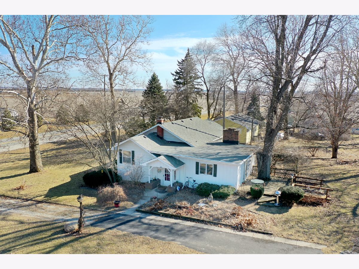  For Sale Momence Illinois, 691 State Route 1 17