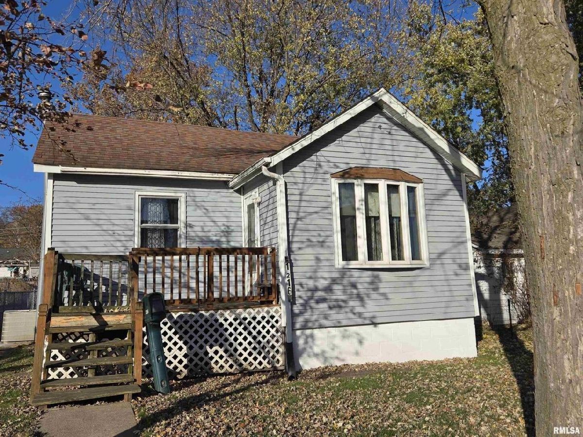  For Rent Clinton Iowa, 1216 9th