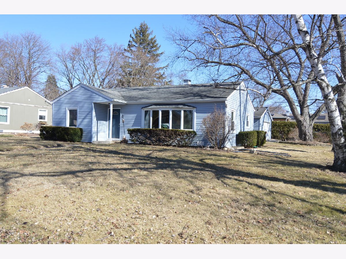  For Sale Lake Zurich Illinois, 104 Pleasant Road