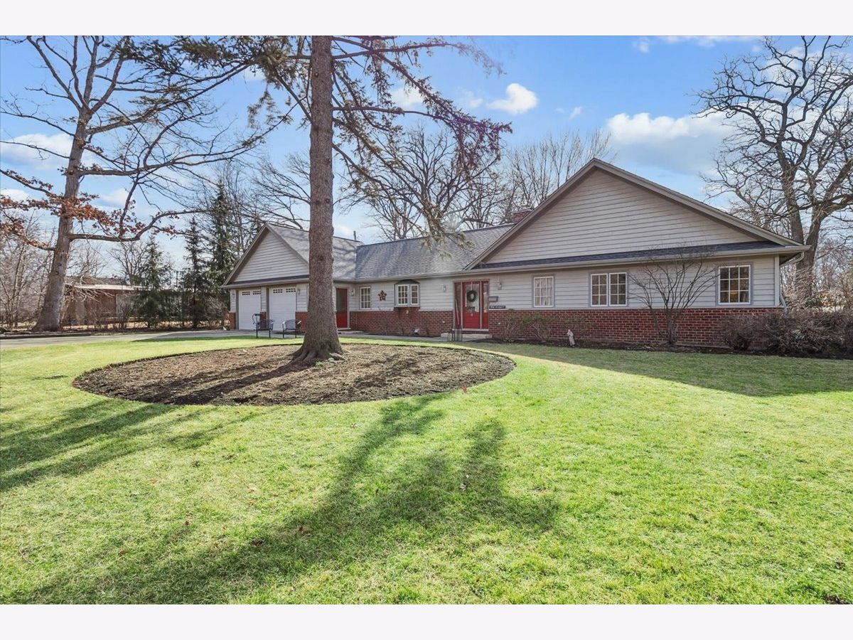  For Sale Lake Bluff Illinois, 50 Blodgett Avenue