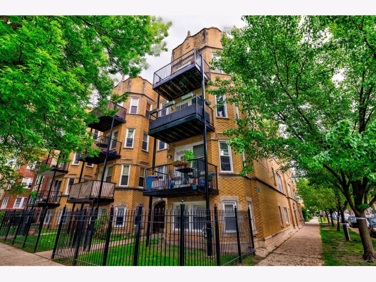  Rented Chicago Illinois, 5255 Rockwell