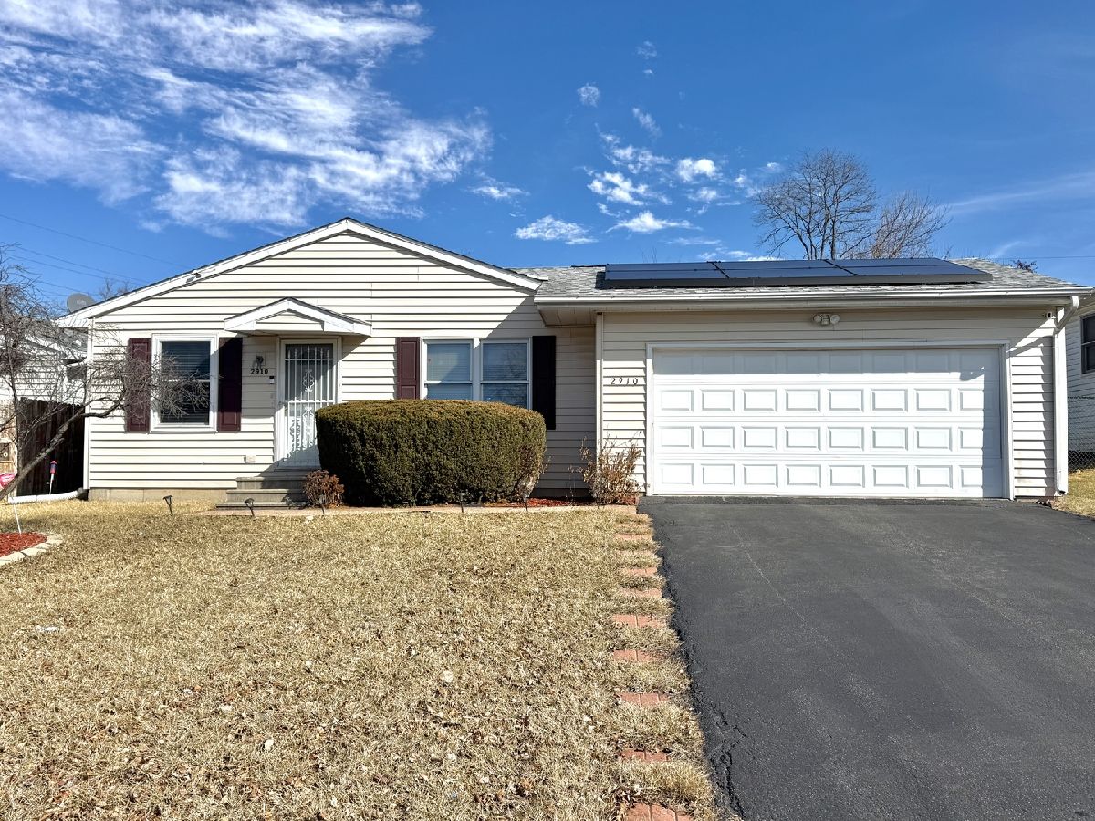  For Sale Rockford Illinois, 2910 17th Street