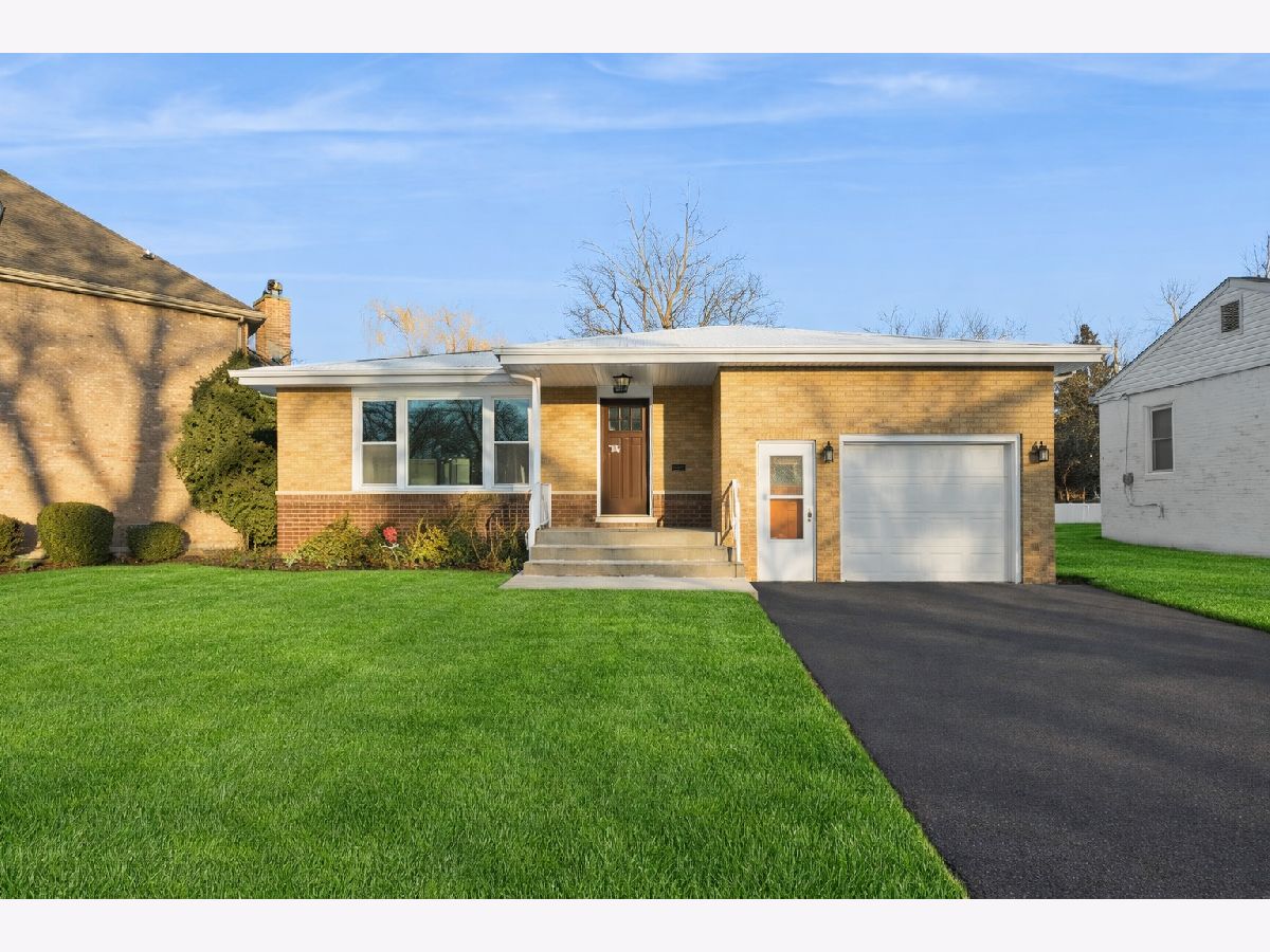  For Rent Hinsdale Illinois, 645 Justina