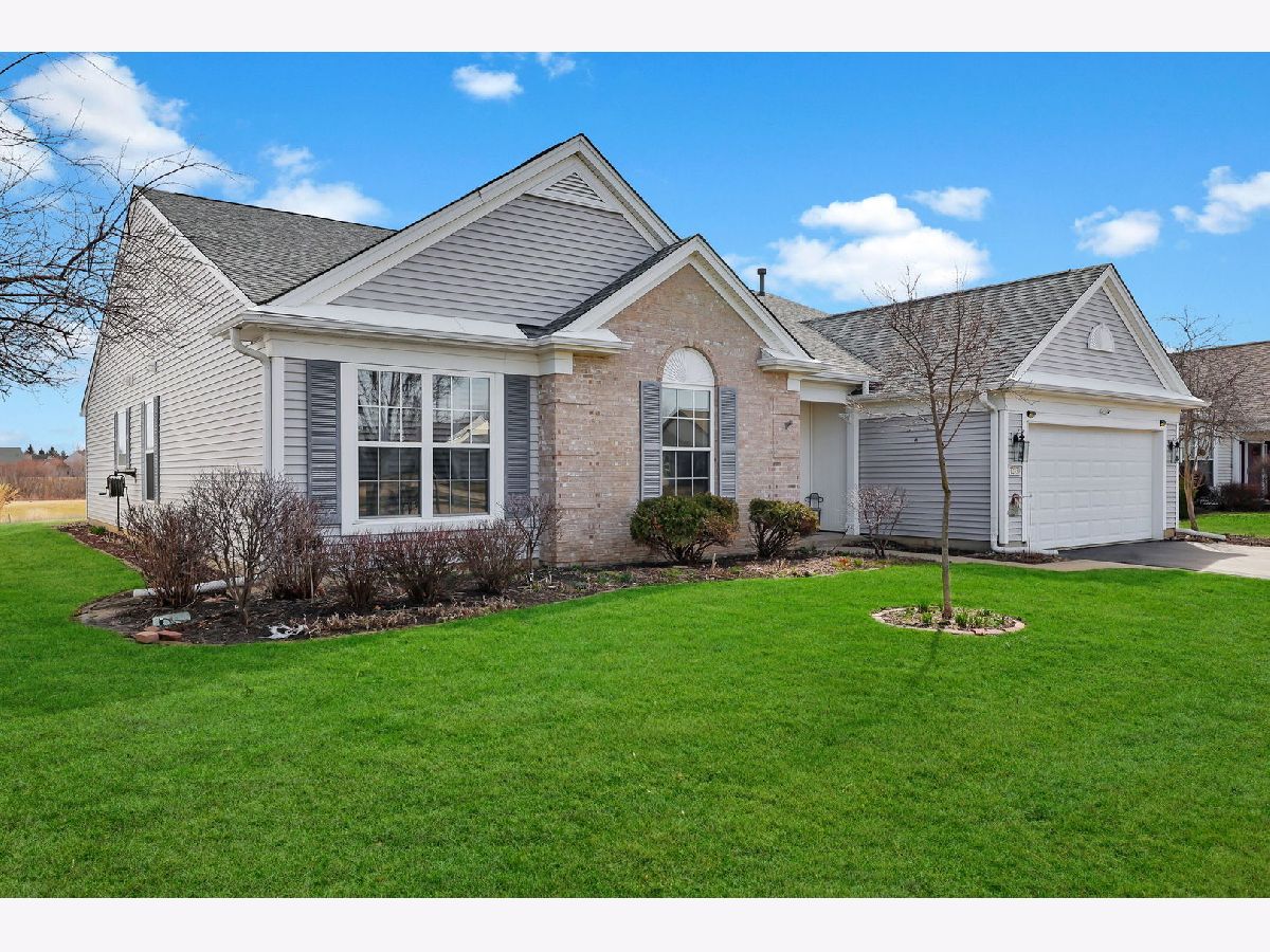 Homes & Townhomes & Condos For Sale Del Webb Sun City Huntley Illinois, 12830 Crestview Drive
