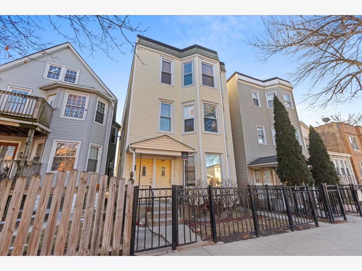  Rented Chicago Illinois, 3709 Troy