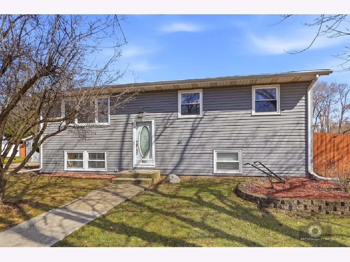  For Sale Lockport Illinois, 904 Cove Avenue
