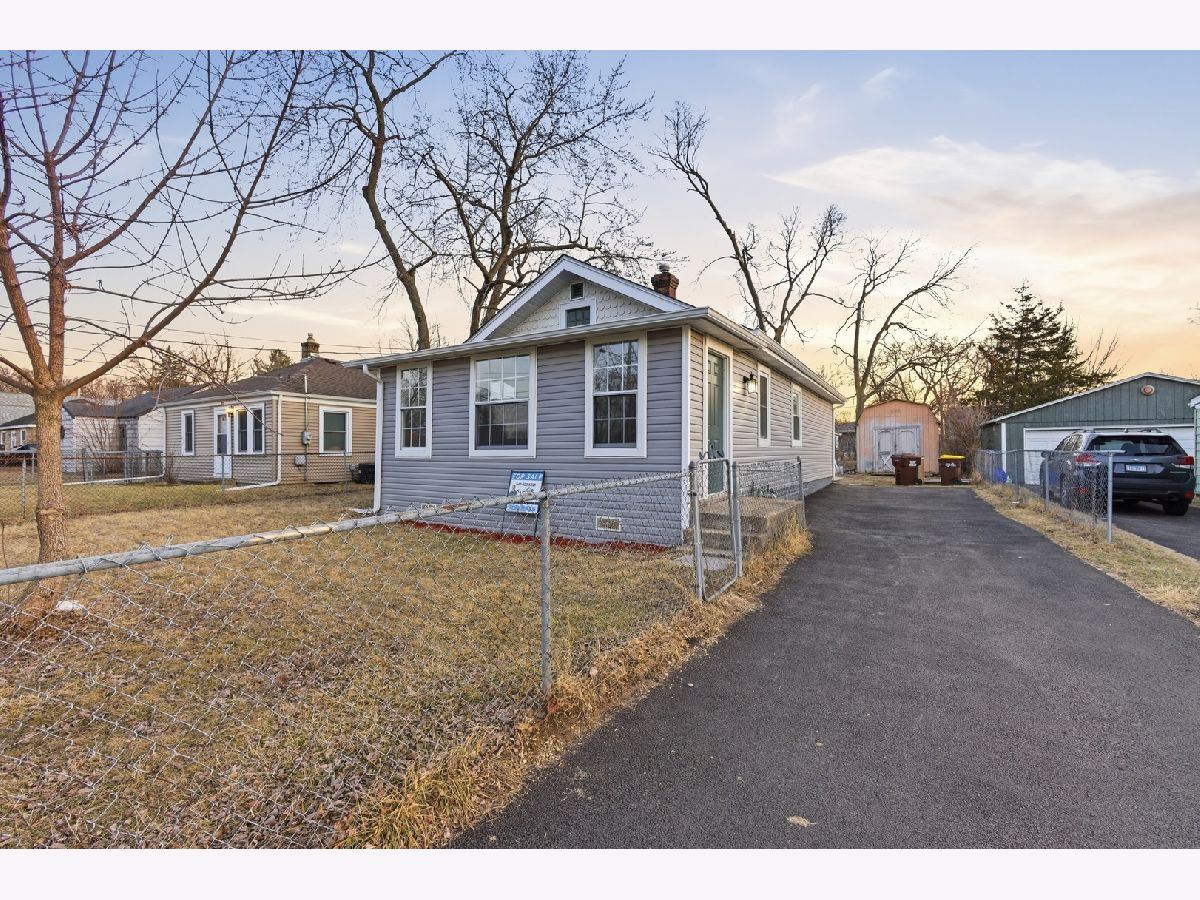  For Sale Rockford Illinois, 521 Fitch Road