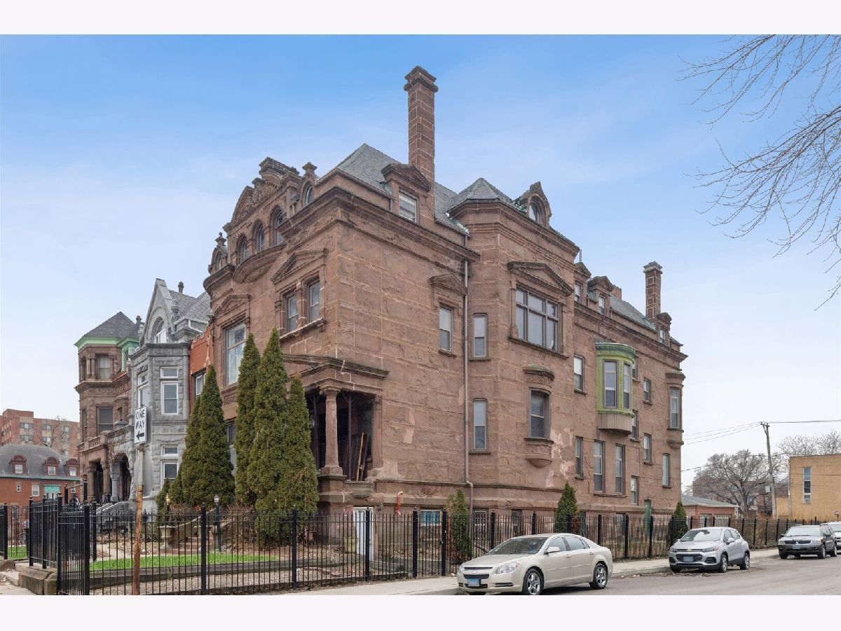  For Sale Chicago Illinois, 3736 Michigan Avenue