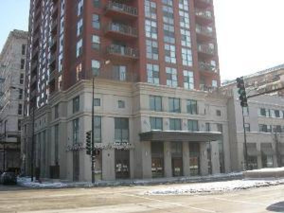 Condos & Townhomes Rented State Place Tower Chicago Illinois, 1101 State